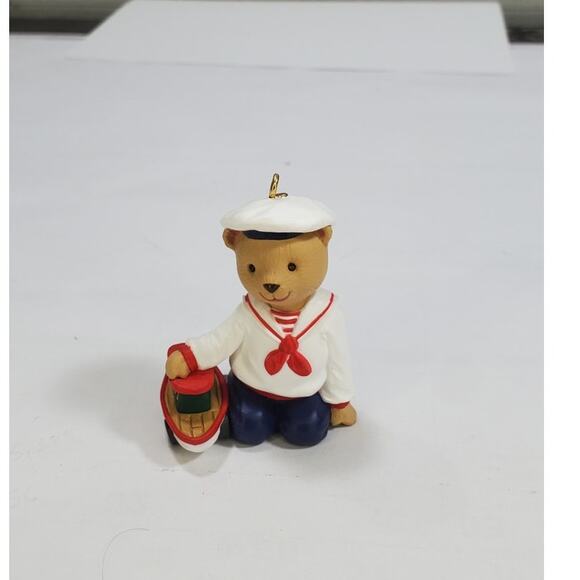 Vintage 1993 Hallmark Keepsake Ornament The Bearingers Abearnathy Bearinger - Picture 2 of 7